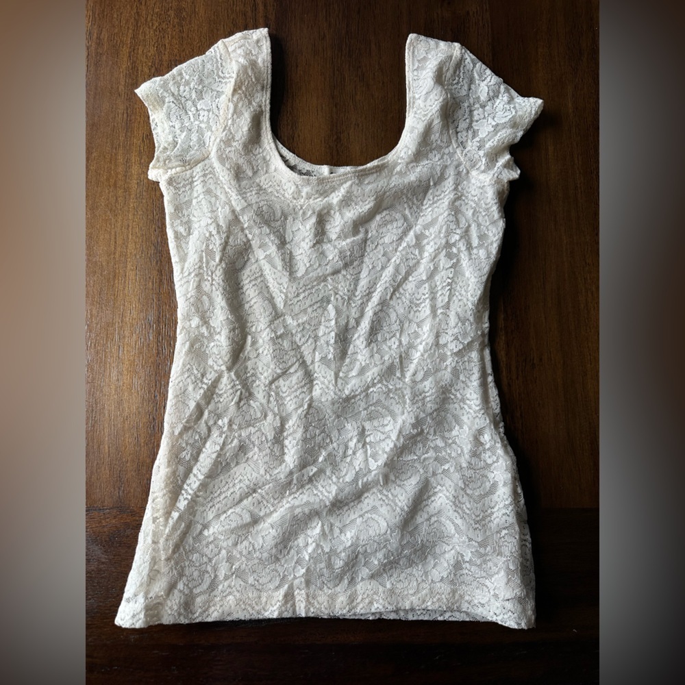 Garage Elegant Cream Lace Women's Top- size Small
